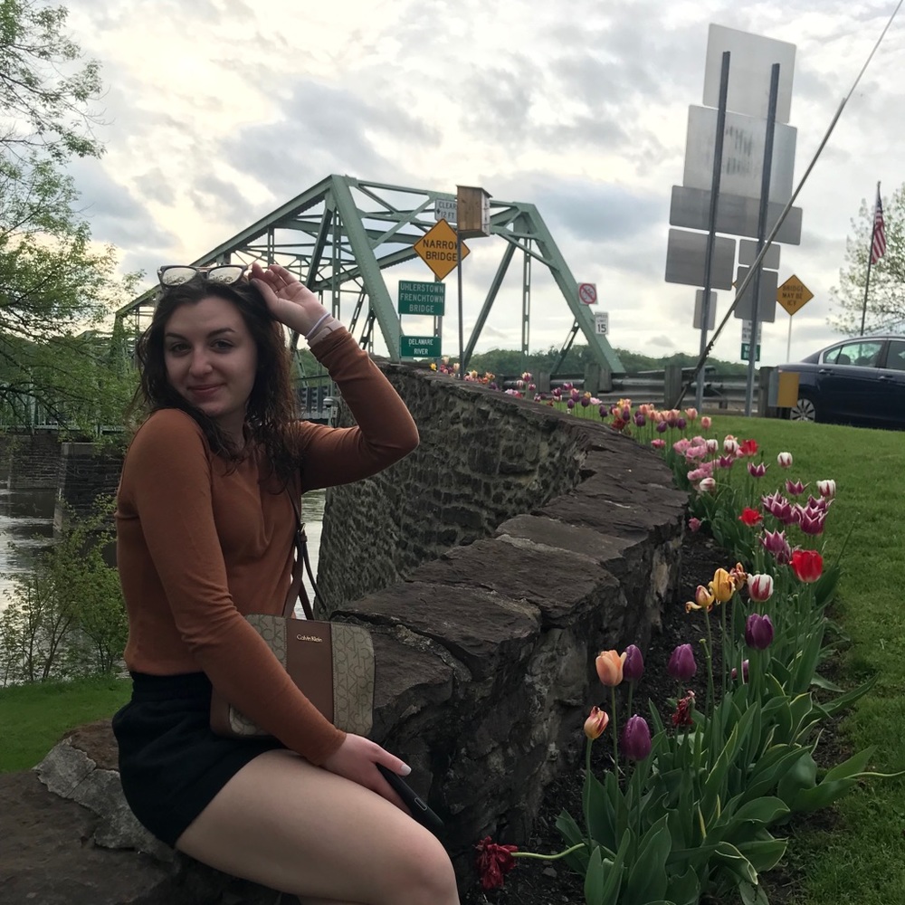 Meet your Posher, Hannah